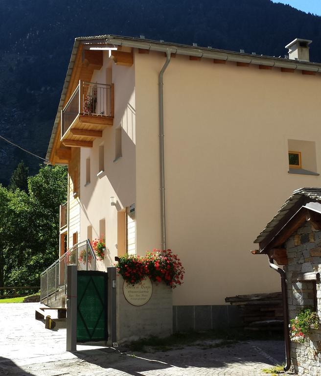 Vila Stella Di Campo Campodolcino Pokoj fotografie