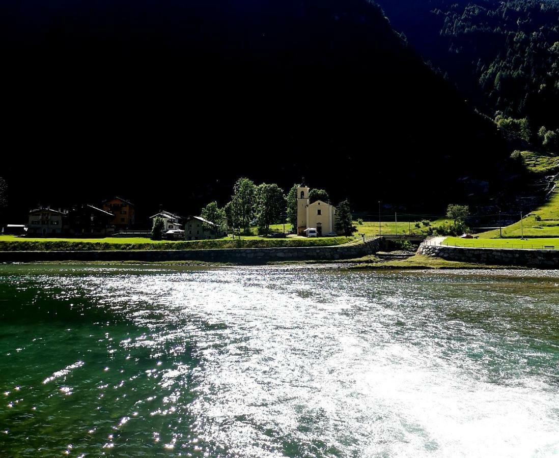 Vila Stella Di Campo Campodolcino Exteriér fotografie